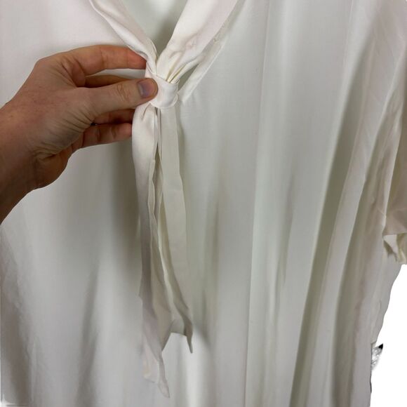 NWT Modcloth Polished And Playful Tie-Neck White Blouse Women’s 4X Defect - Picture 7 of 9